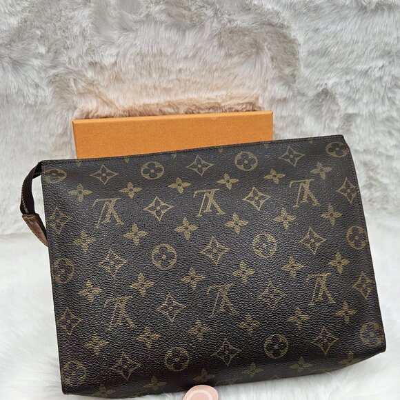 Louis Vuitton  Monogram Pouch 26cm [vWidv5] - Picture 1 of 17